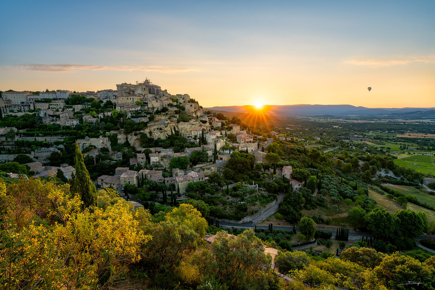 Golden Mornings - Gordes Provence